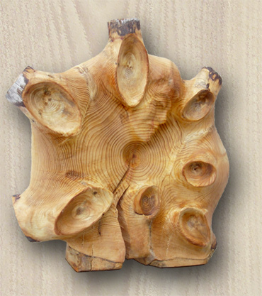 puuveistos tapion poyta